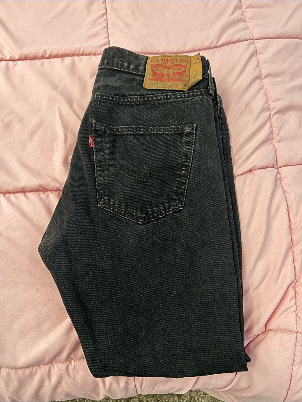 Levi's Black Straight Men's Jeans - Classic Back Pocket